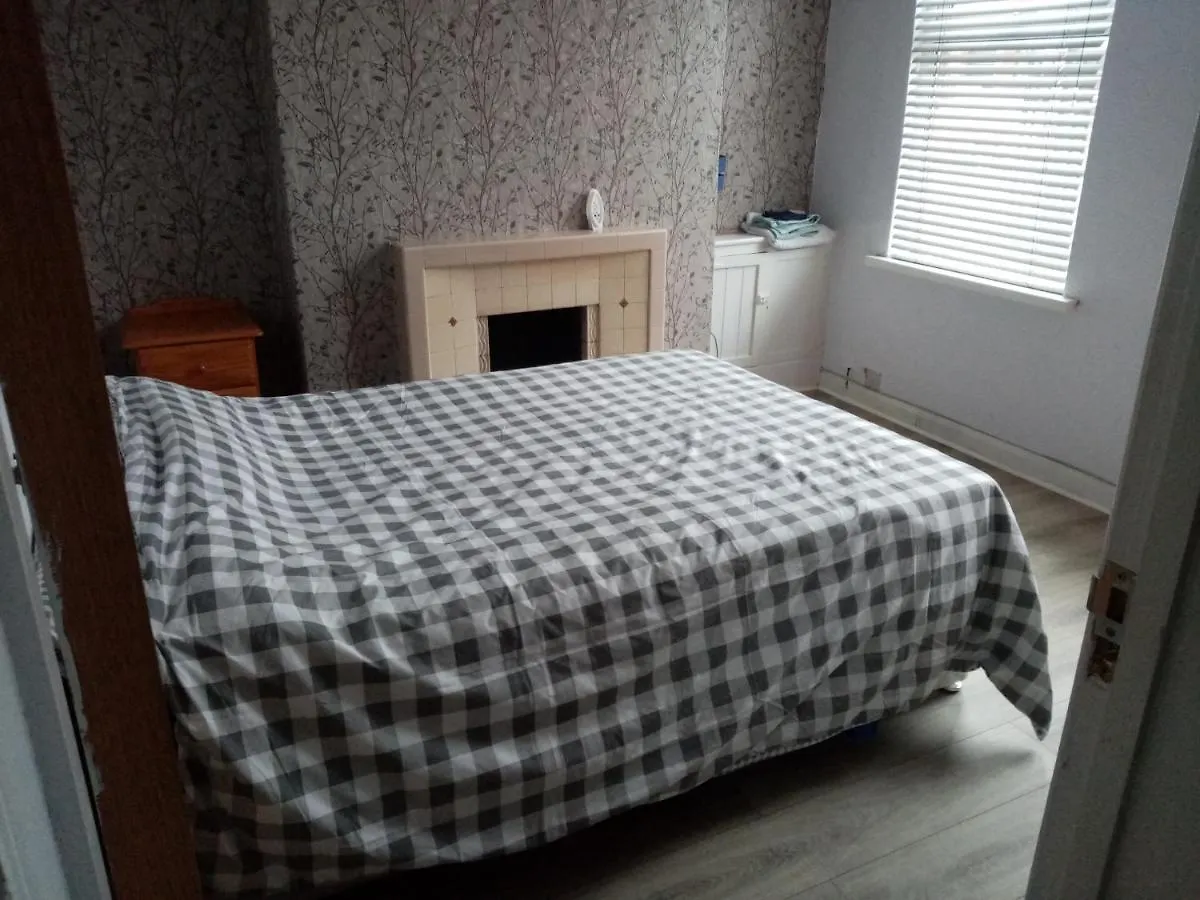 East Belfast Rooms Available Long Or Short Term Accommodation